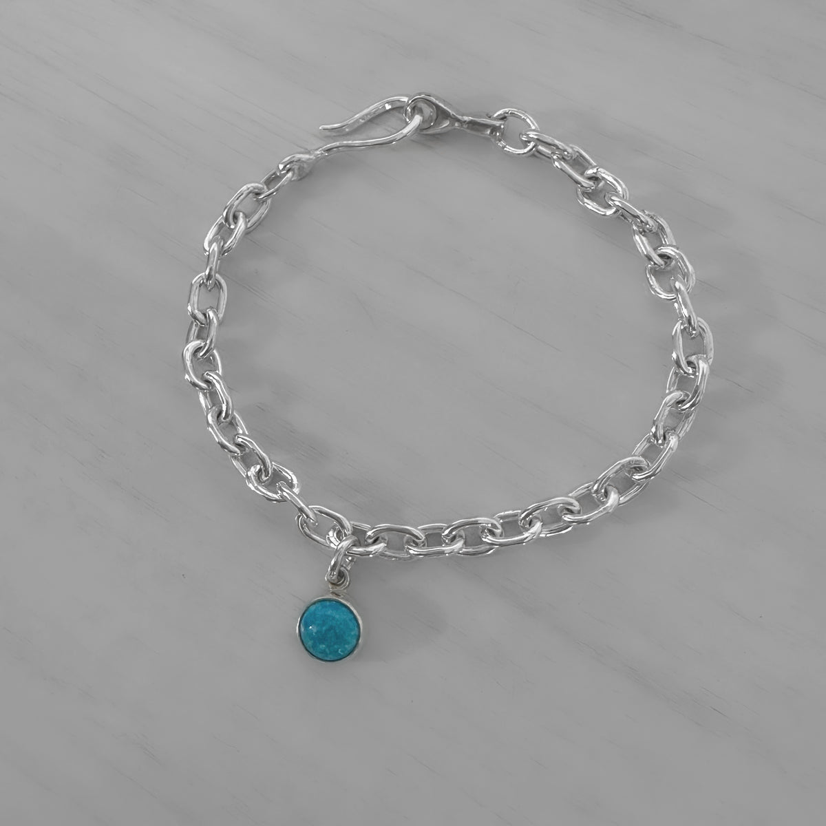 Handcrafted Sterling Silver Cable Chain Bracelet | Kingman Turquoise Charm