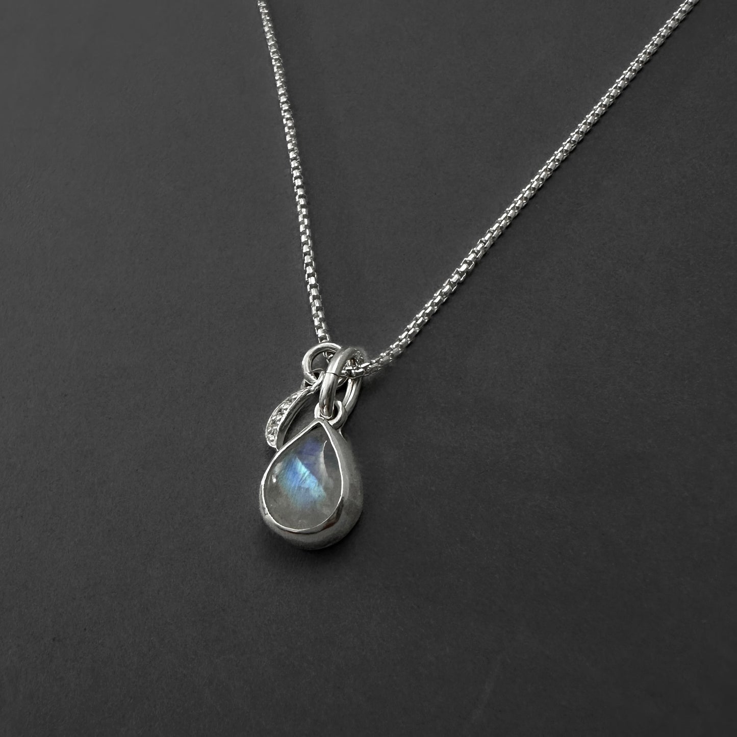 Rainbow Moonstone Pendant Necklace in Sterling Silver