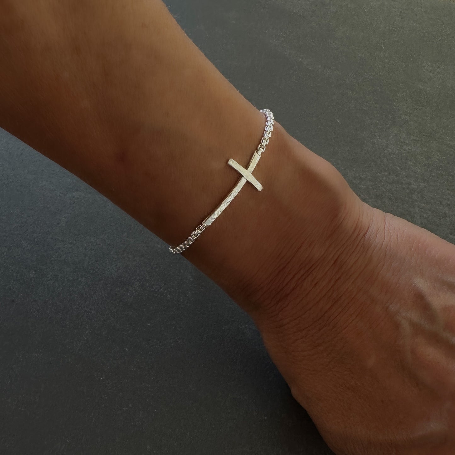 Sterling Silver Cross Bracelet Box Chain 2.5mm