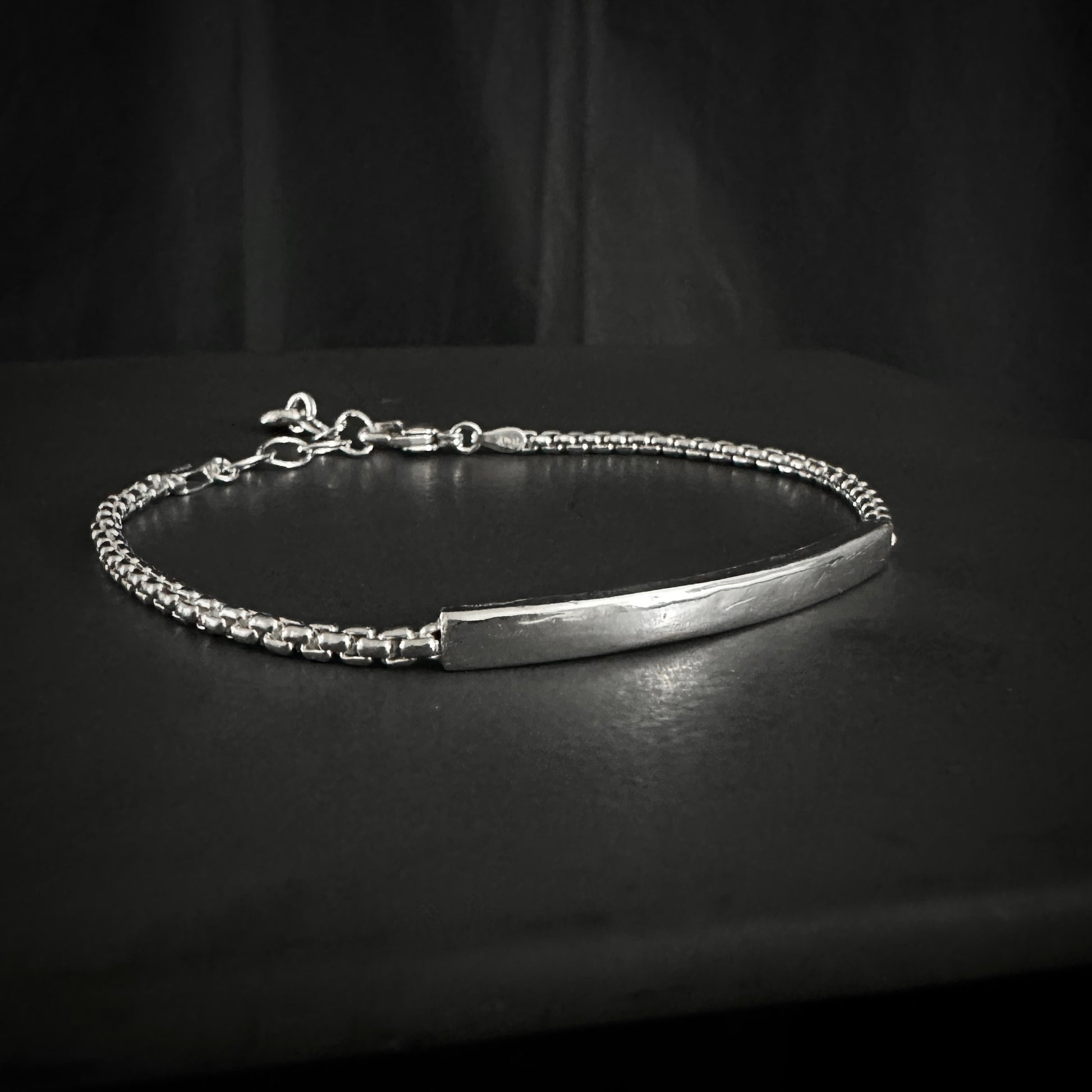 sterling silver box chain bracelet with solid bar 