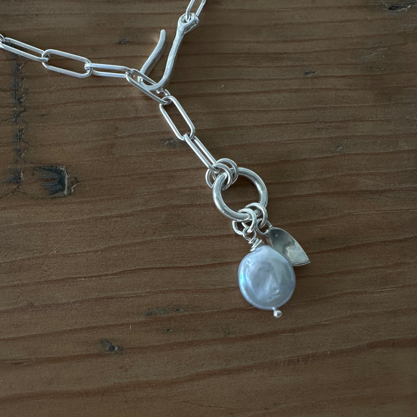 Sterling Silver Paperclip Chain Necklace | Gray Pearl & Leaf Charm | Front Hook Closure