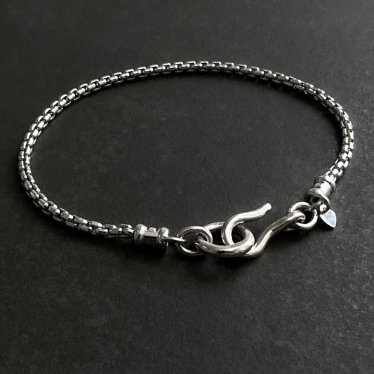 sterling silver round box chain bracelet 2.5mm with hand forged heavy hook and ring clasp